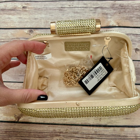 Badgley Mischka | Gold Hardshell Clutch - Picture 5 of 7